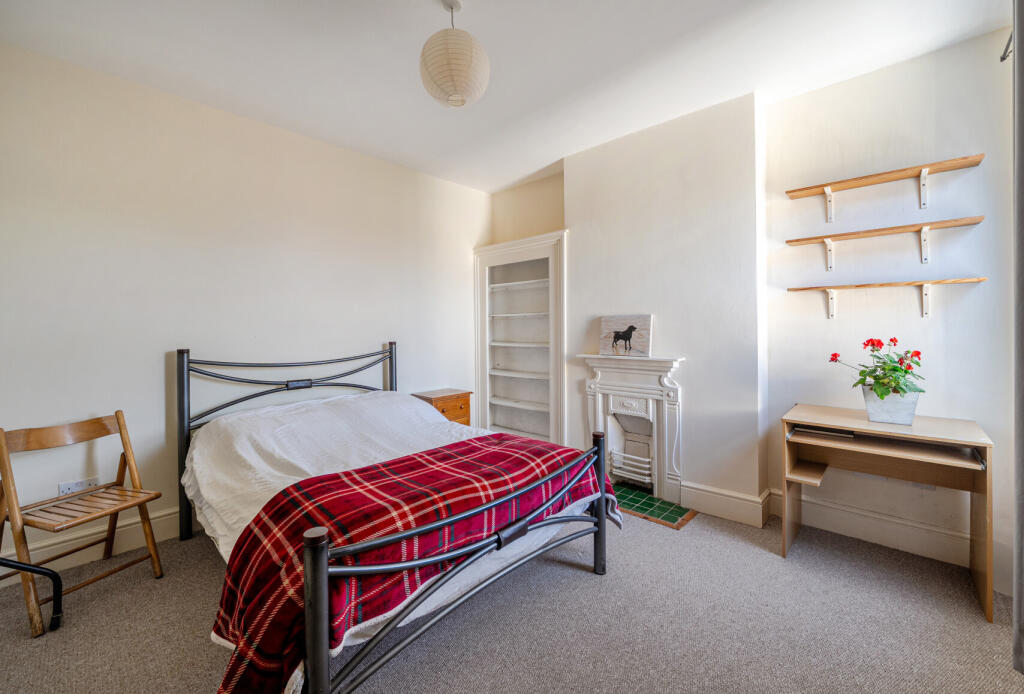 1385363-7-6929ab6...