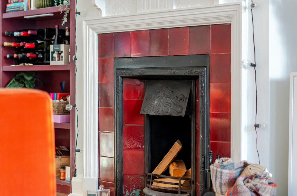 1387441-10-693fdc...