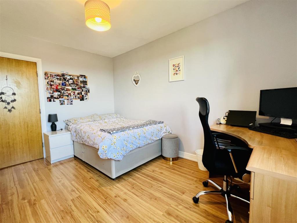 Bedroom 3 Aspect 2.jpg
