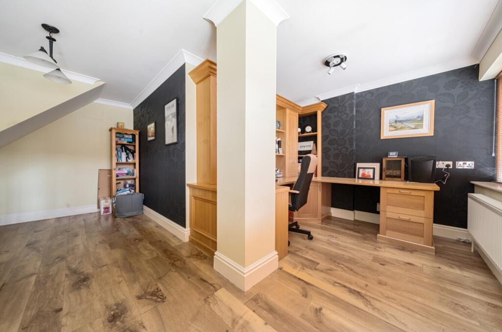 1325575-16-6880c981f1102