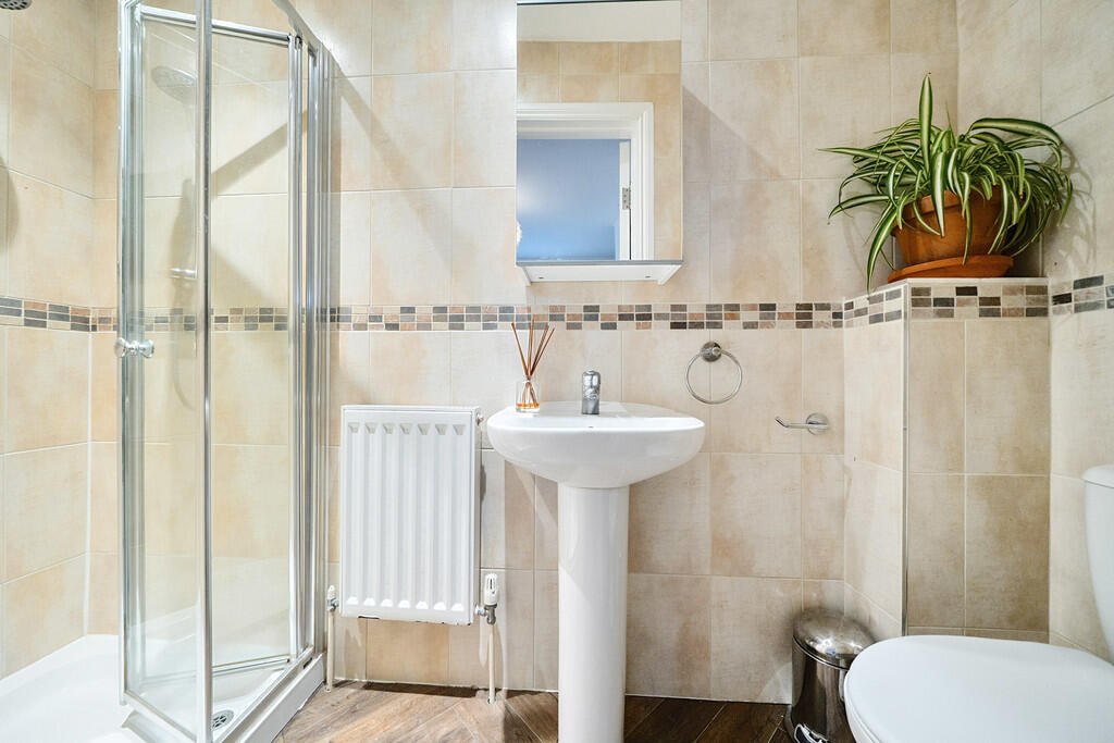 1333256-9-688cd27...