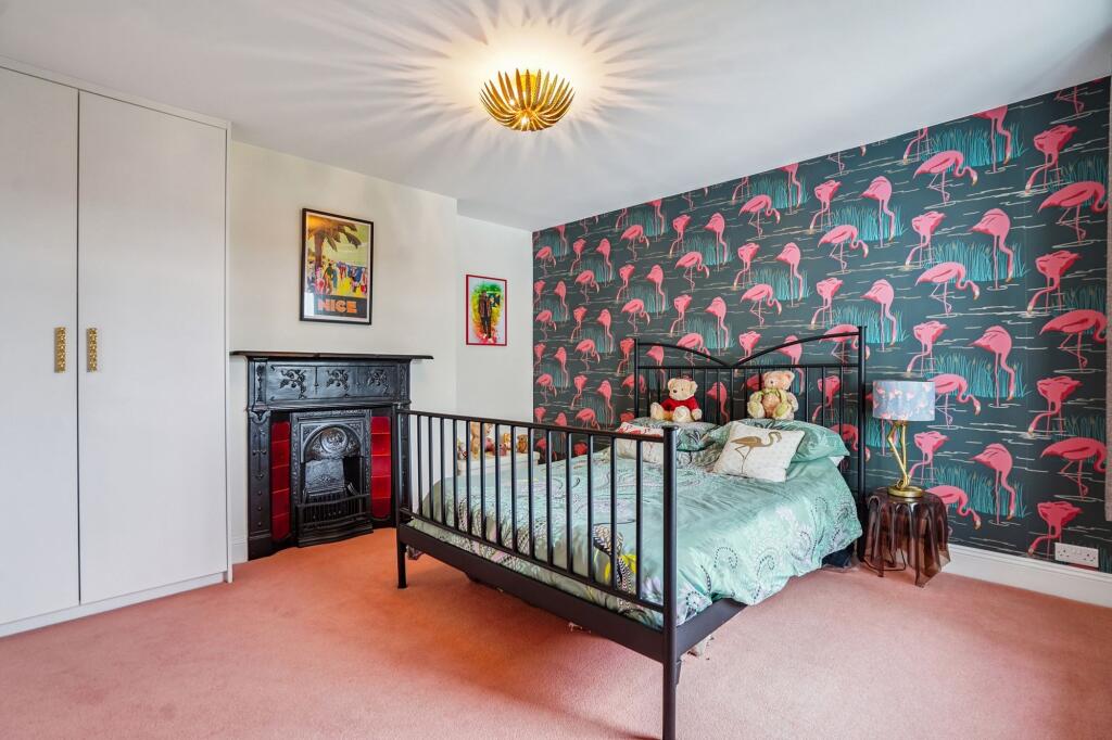 Bed 3
