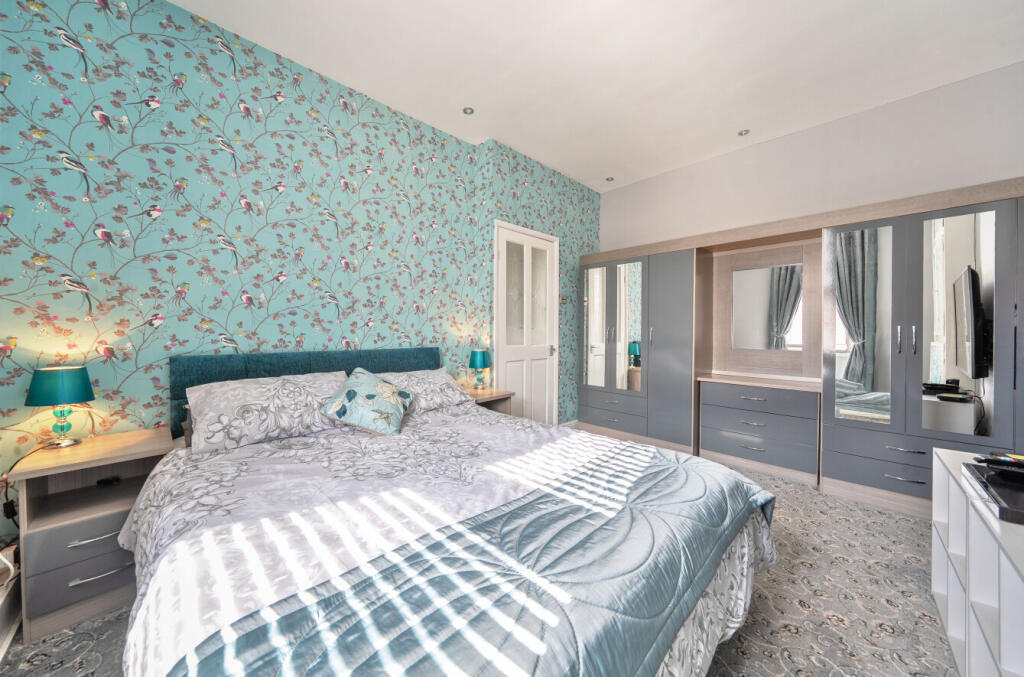 1328651-16-688746...