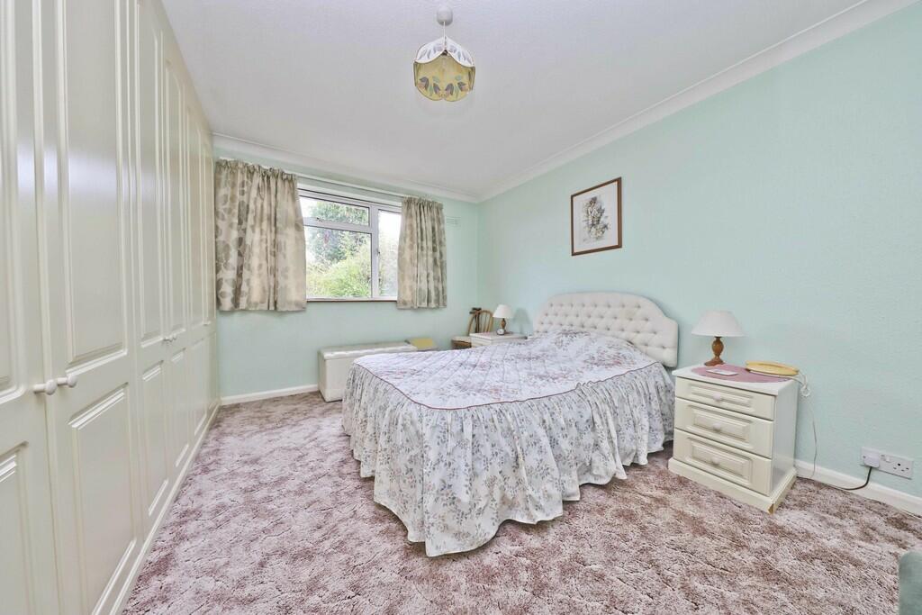 60 Wiltshire Lane...