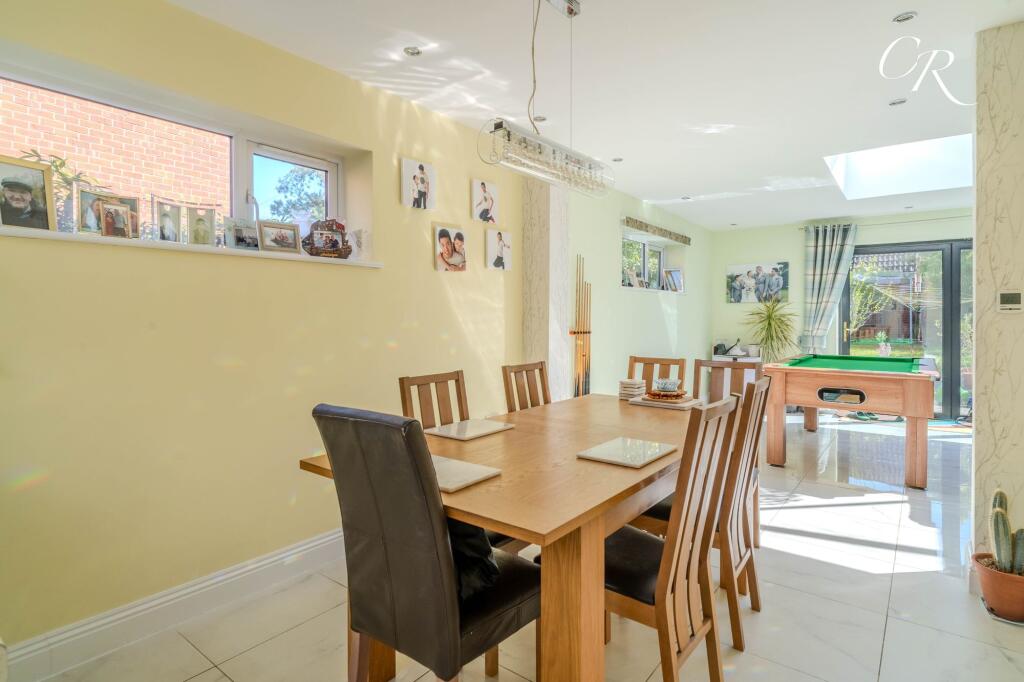 Kitchen Diner Family Room