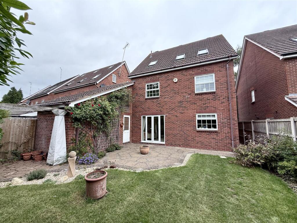 Established Rear Garden