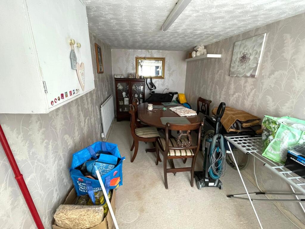 5. Bedroom_Public Room