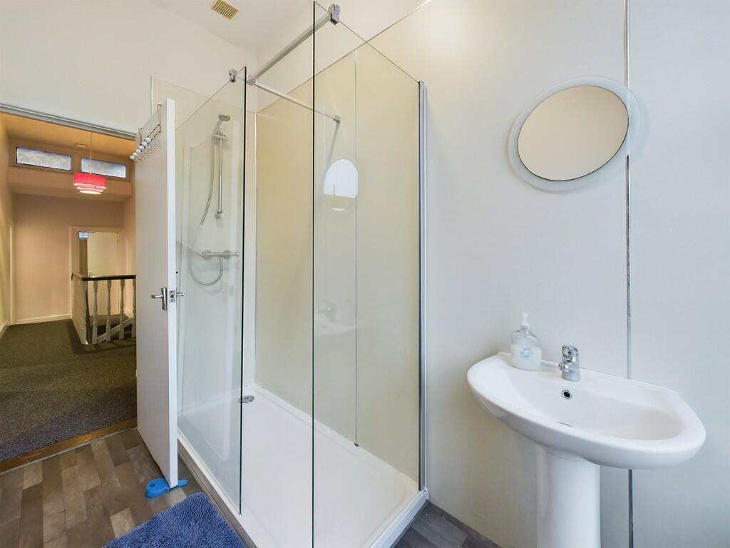 CAM03974G0-PR0066...