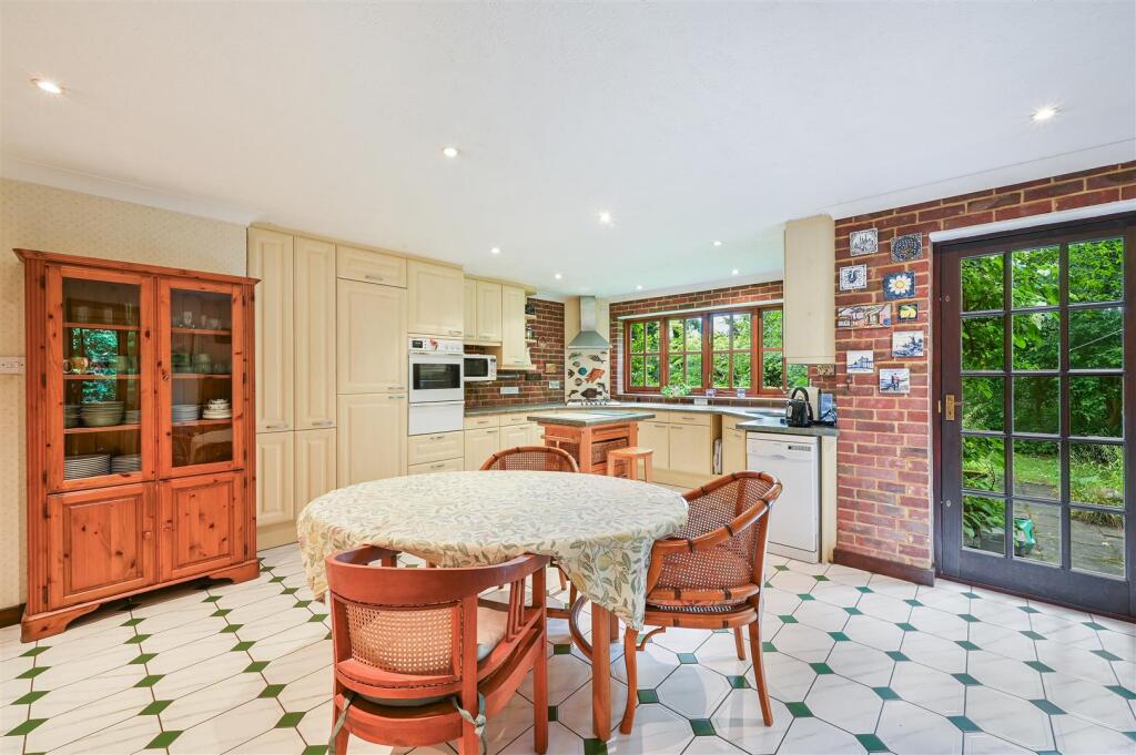 DONNA NOOK- (20).jpg