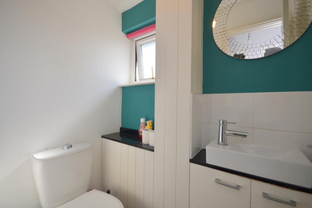 Cloakroom/WC
