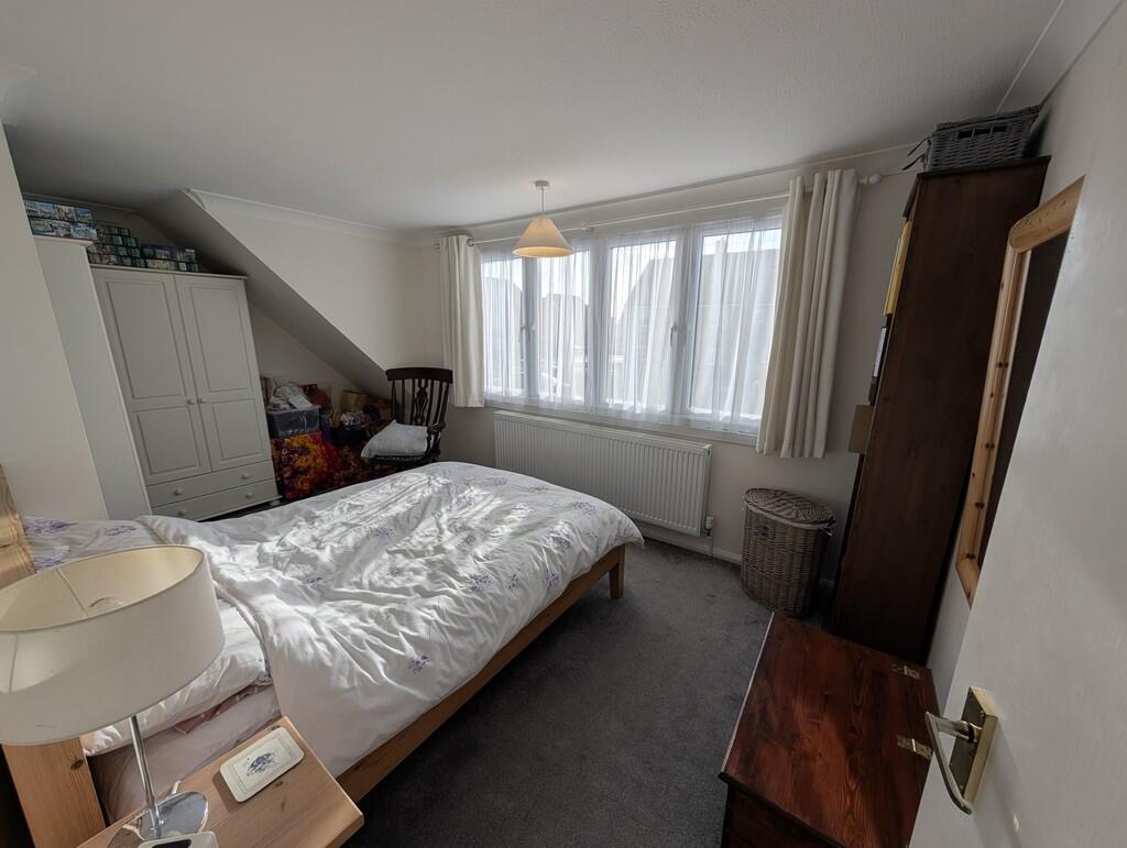 PXL_20251120_1032...