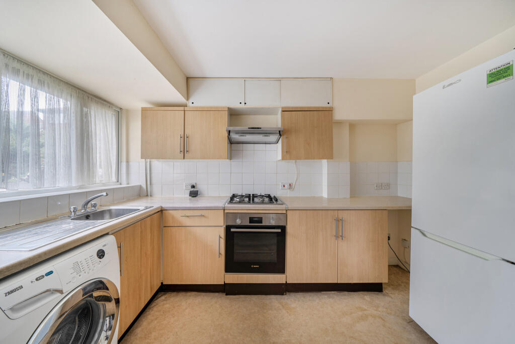 1331123-5-688268e...