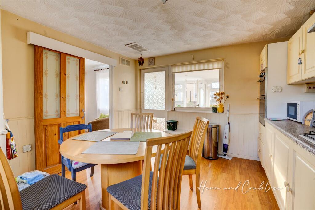 Hern and Crabtree-03.jpg