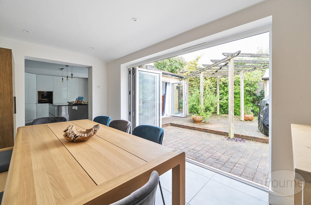 1e09d7e4-d71c-473...