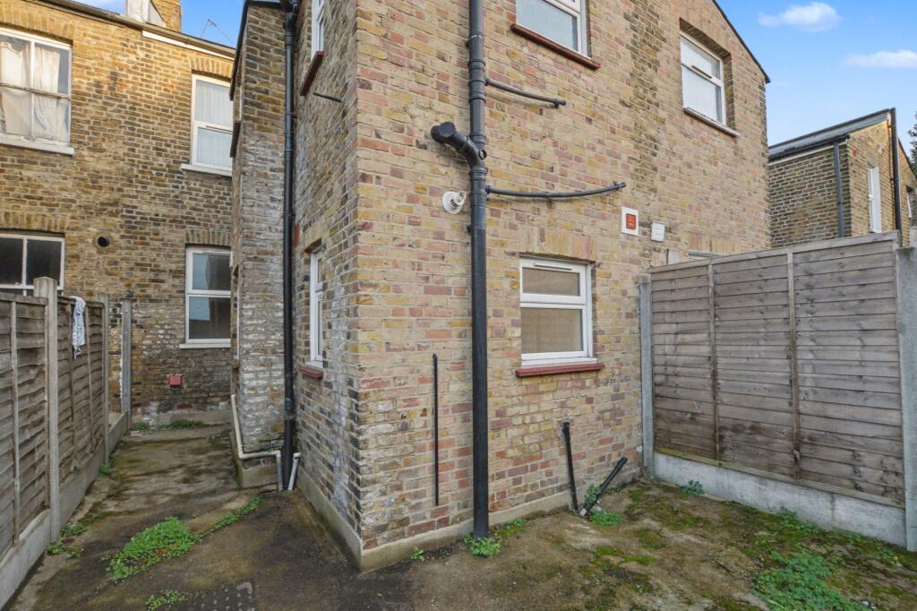 Flat A and B, 26 Stanmer Street, Battersea, London SW11 3EG