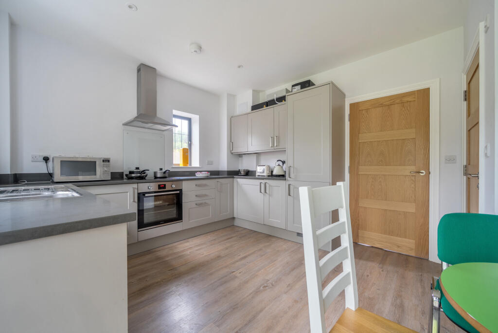 1300078-12-684061...