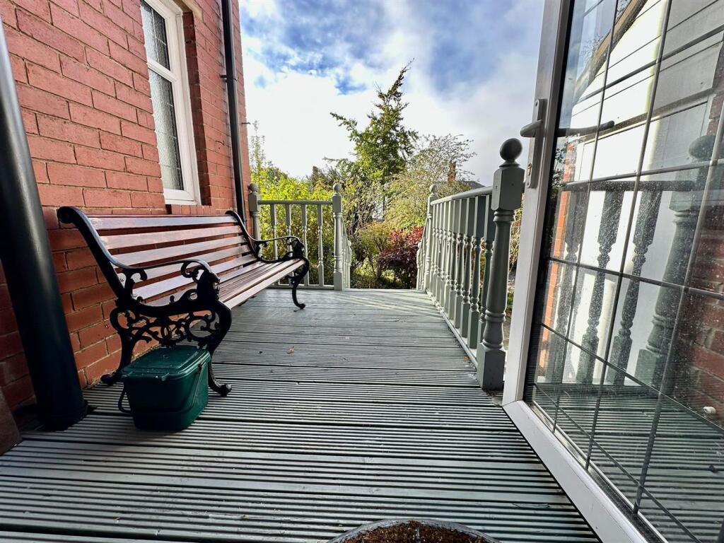 WhatsApp Image 2025-10-06 at 12.02.46_3fa86952.jpg