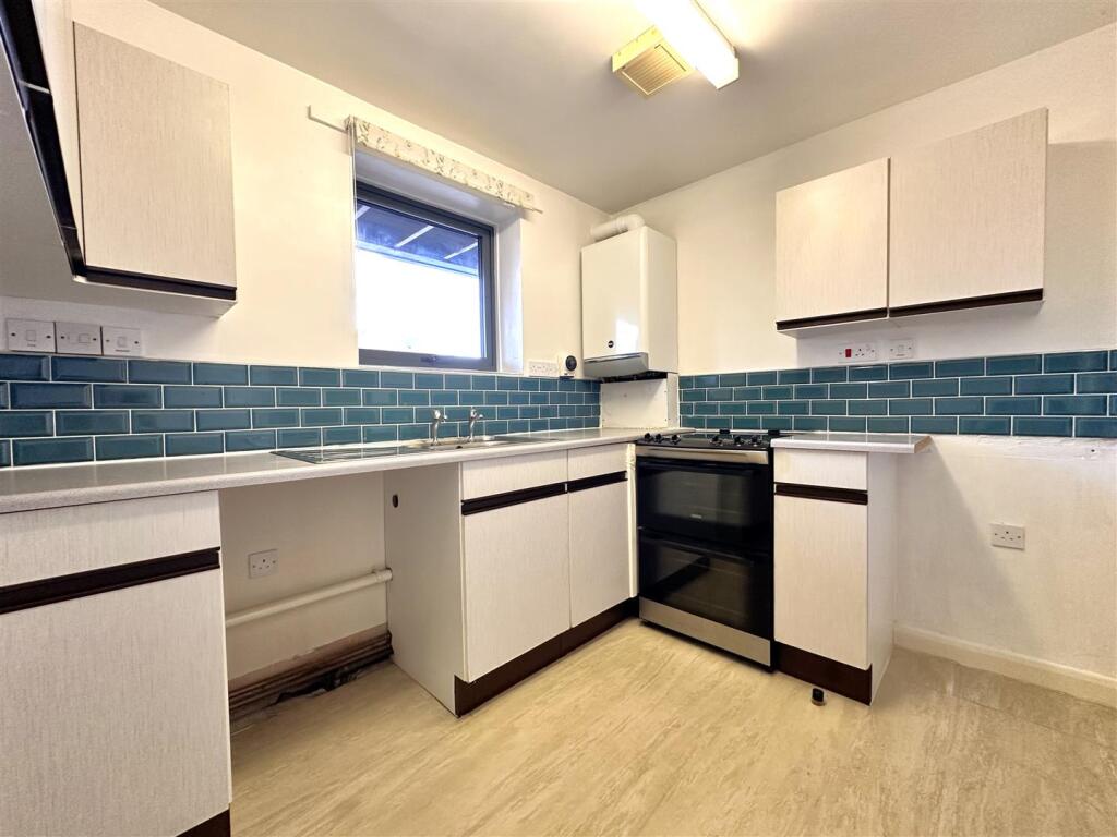 Kitchen 464
