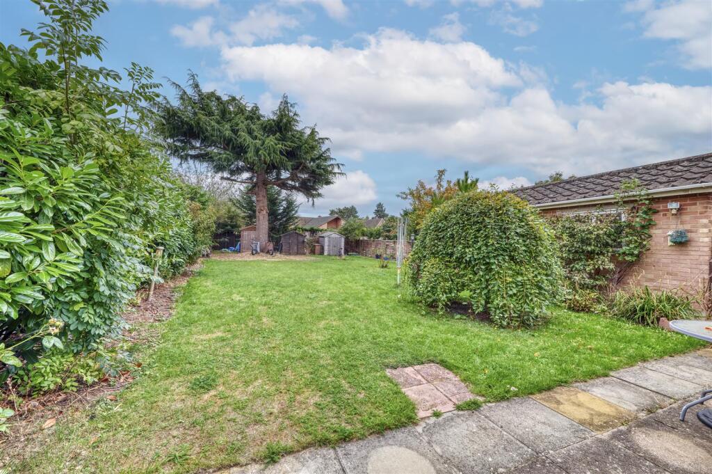 44 Russell Way Higham-11.jpg