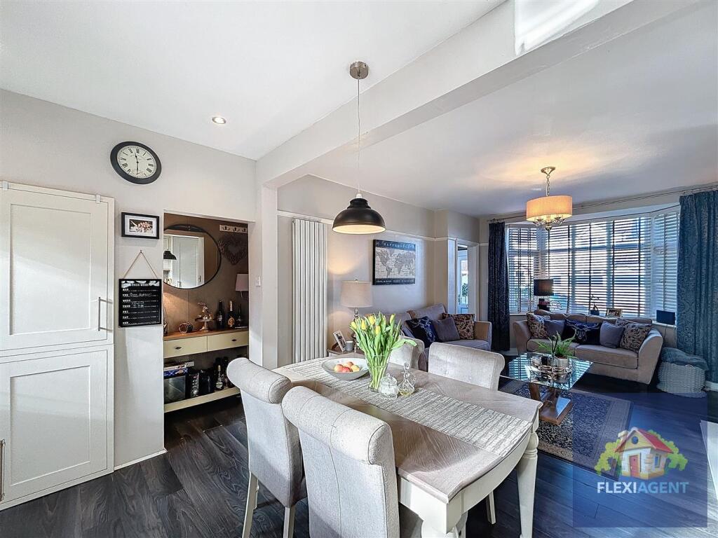 Lounge / Kitchen Diner