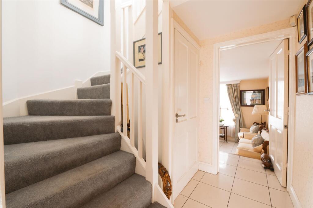 Lansdowne House, Hitchin-04.jpg