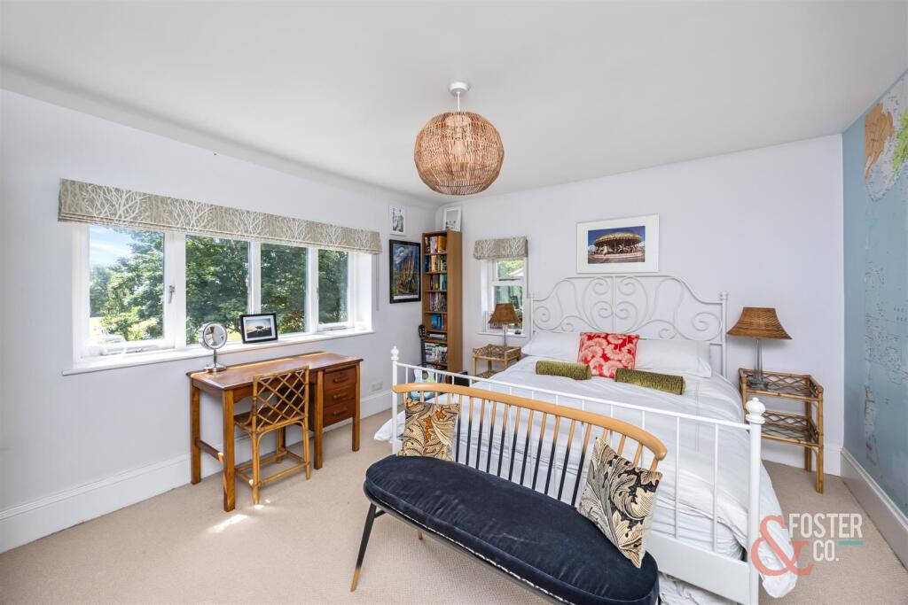 Hove Park Road, 57-011.jpg