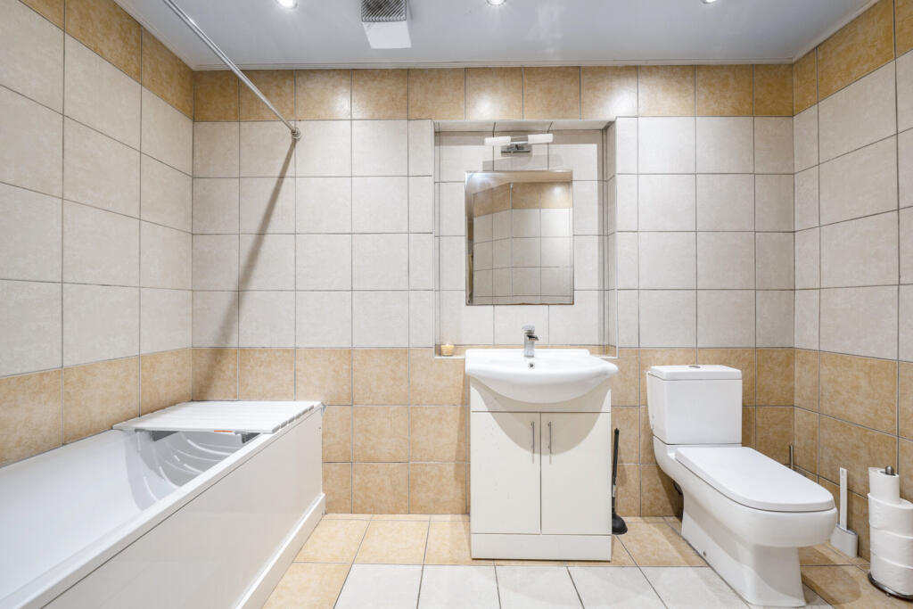 1313173-5-6862a7b...