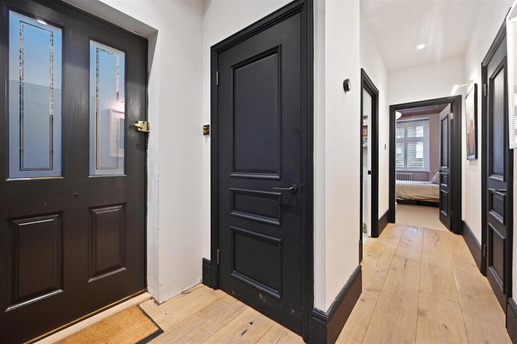 AR- Denehurst Gardens9.JPG