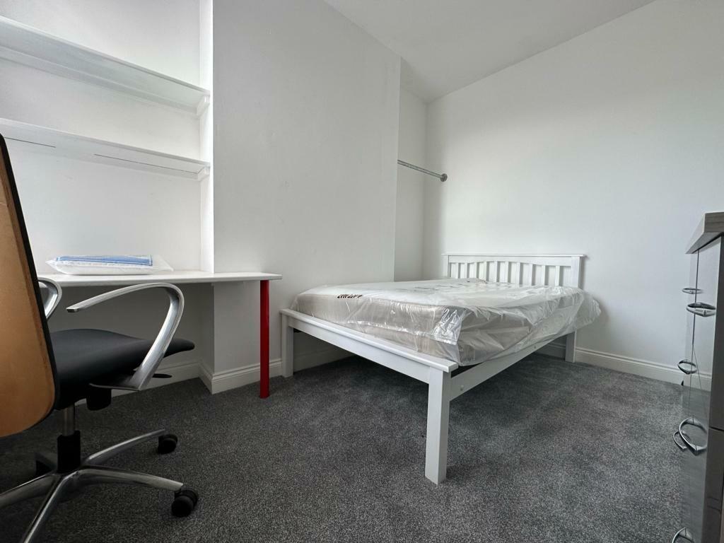 104M 2023 Bed 4 (2).jpg