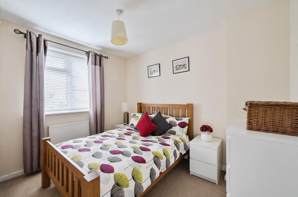 1332641-1-6894929...