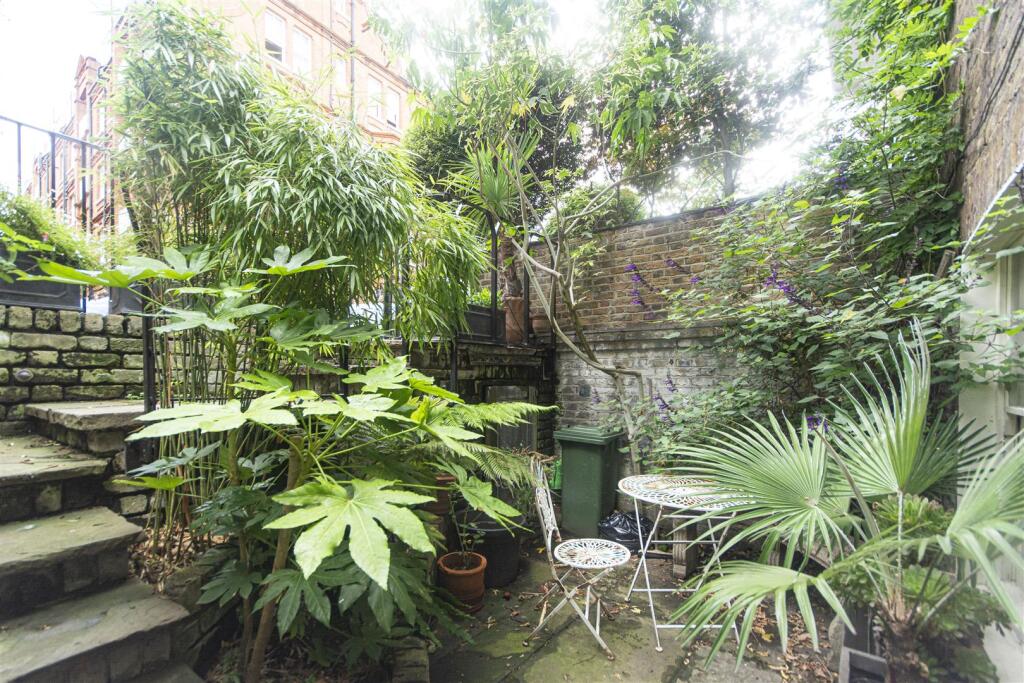 Park Walk 31 (19).jpg