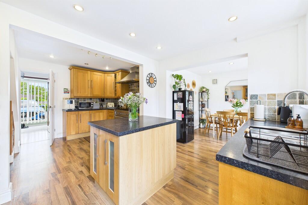 Open Plan Family ...