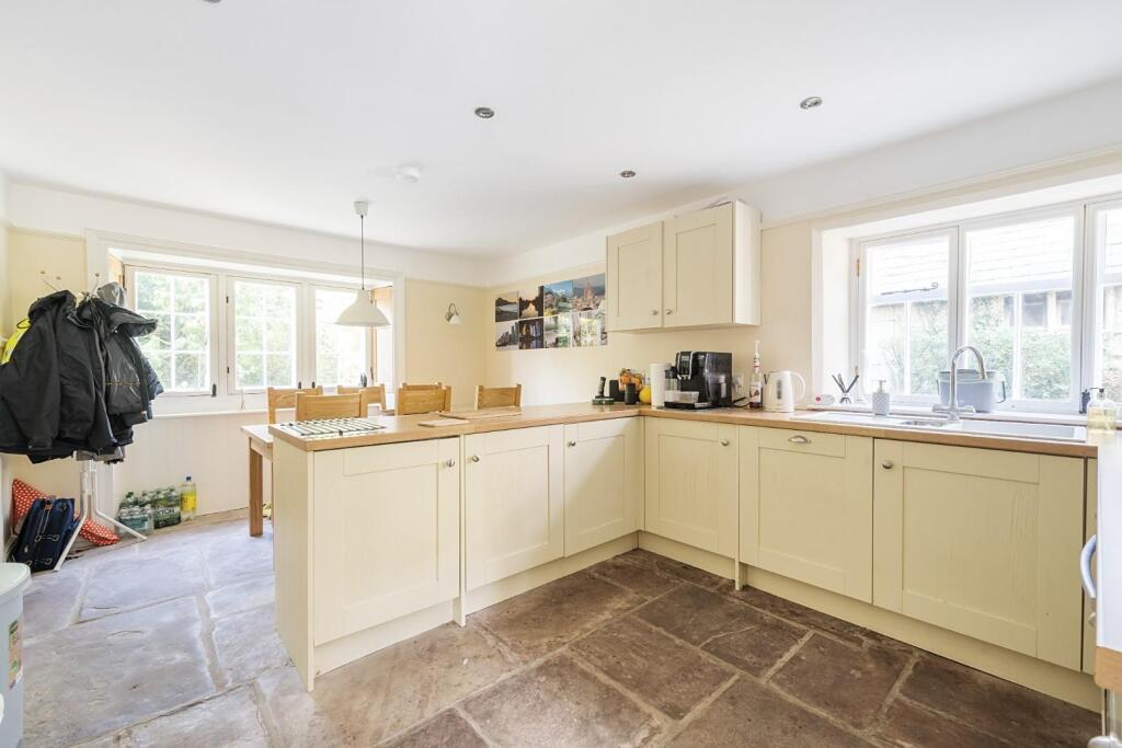 Cottage Kitchen