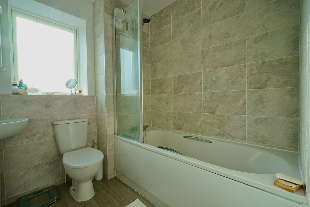 302d00ae-4501-44ab-bc13-8cf7a28ef525