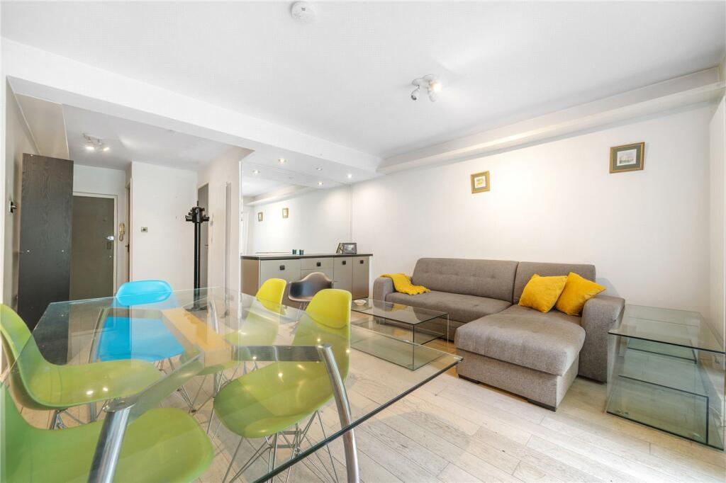 Kitchen/Reception
