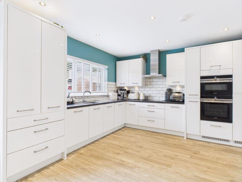 kitchen/living space