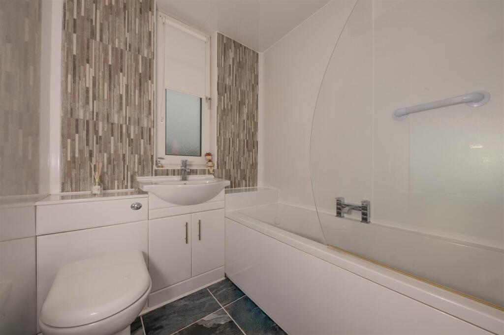 57 Gardner Street Dundee-3.JPG