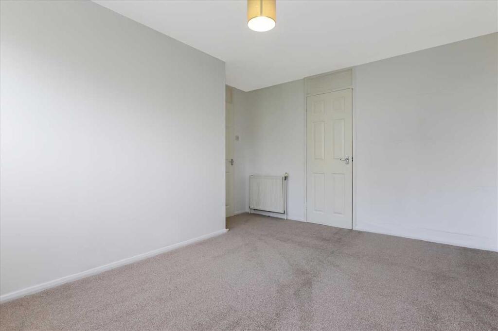 Bedroom Two (2)