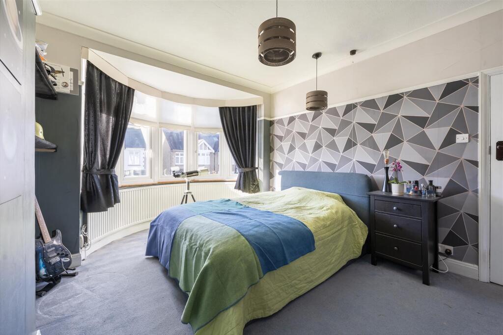 Elmfield Road, E4
