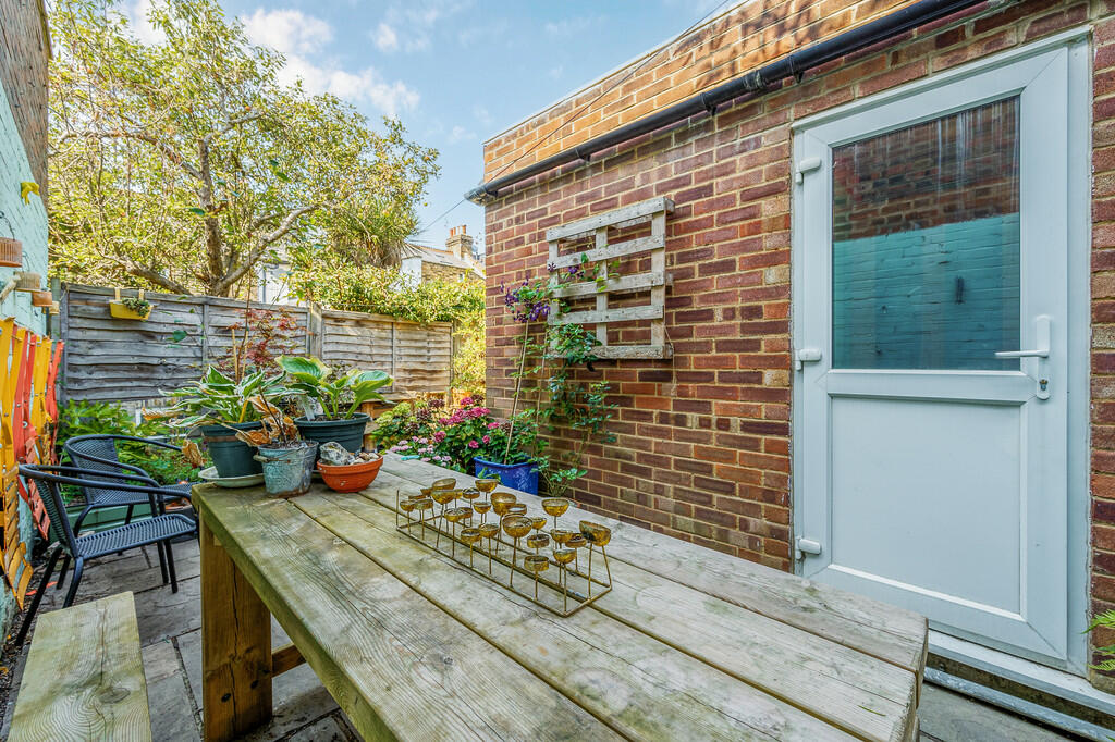 26 Albany Road-10