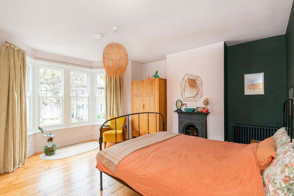 3F3AHD - Bedroom E.jpg