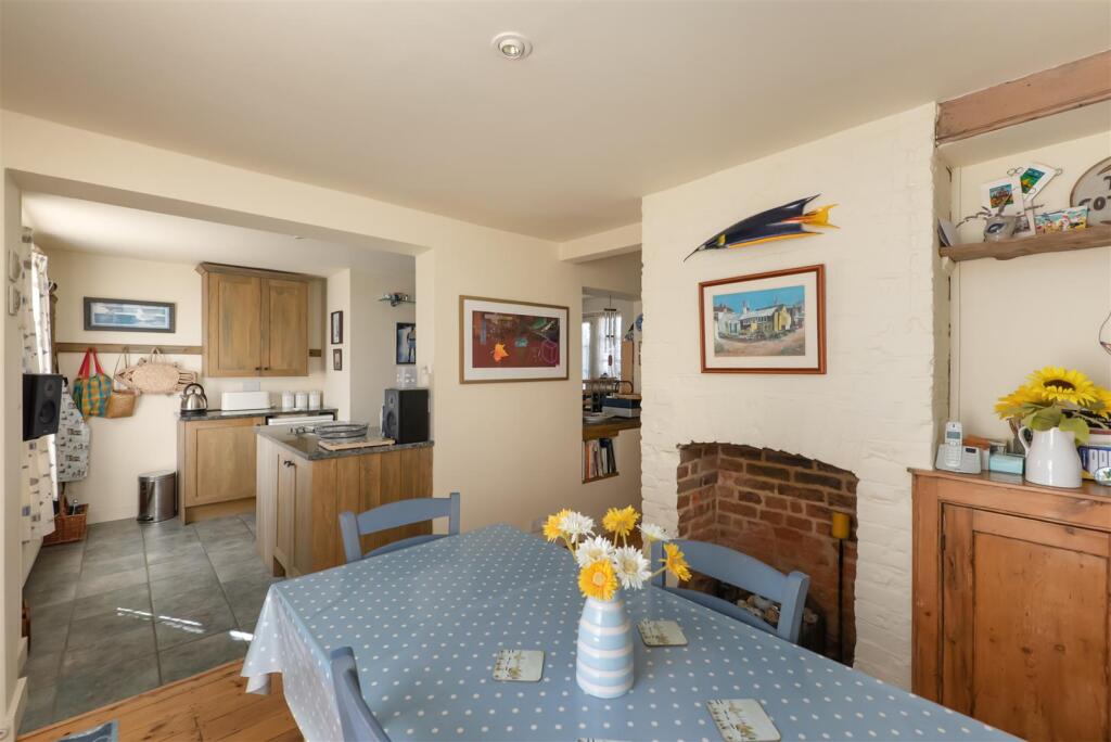 Sea Wall, Whitstable