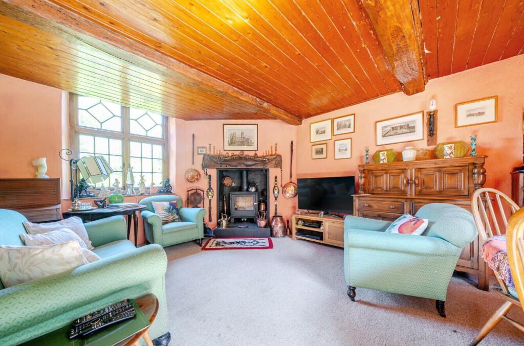 1296855-24-6840940646a90 - Copy.jpg