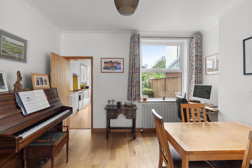 146 Glebe Road-014.JPG