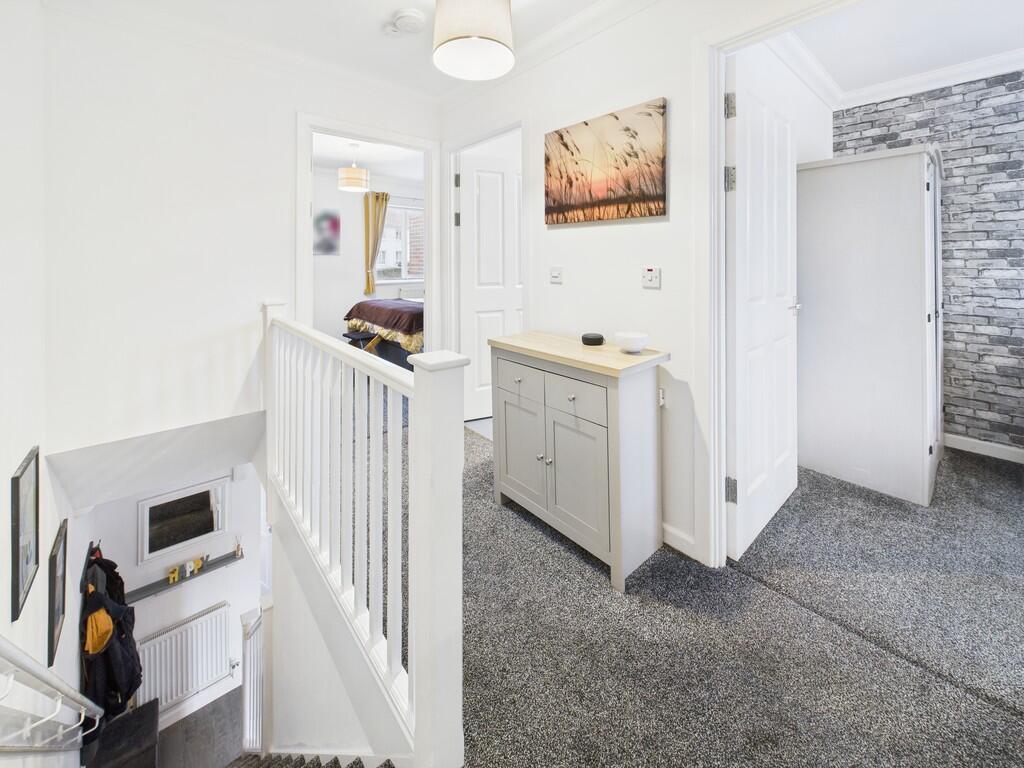 CAM02089G0-PR0428...