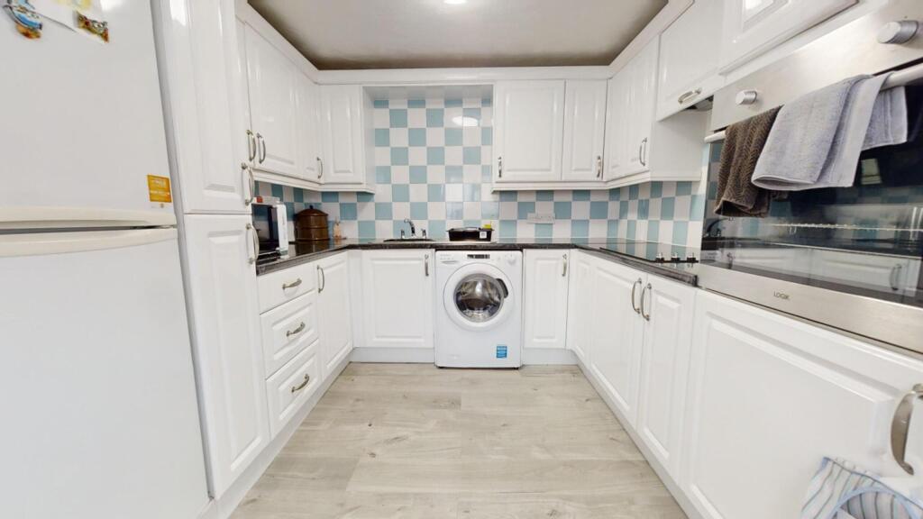 Southwell-Village-Portland-Dorset-UK-Kitchen