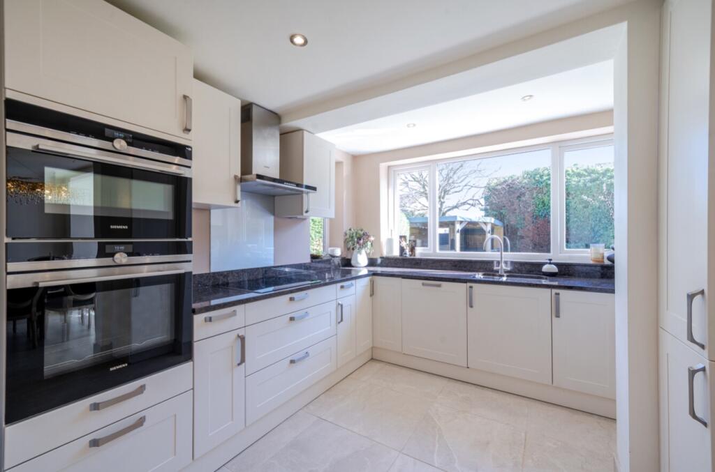 EweMove Wetherby Kitchen1