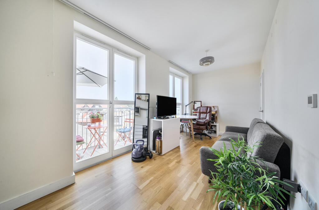 1340188-15-689f73...