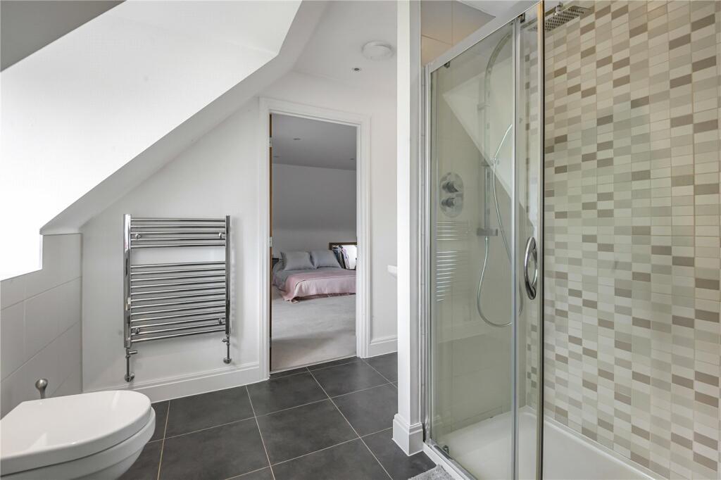 Bed Five En Suite