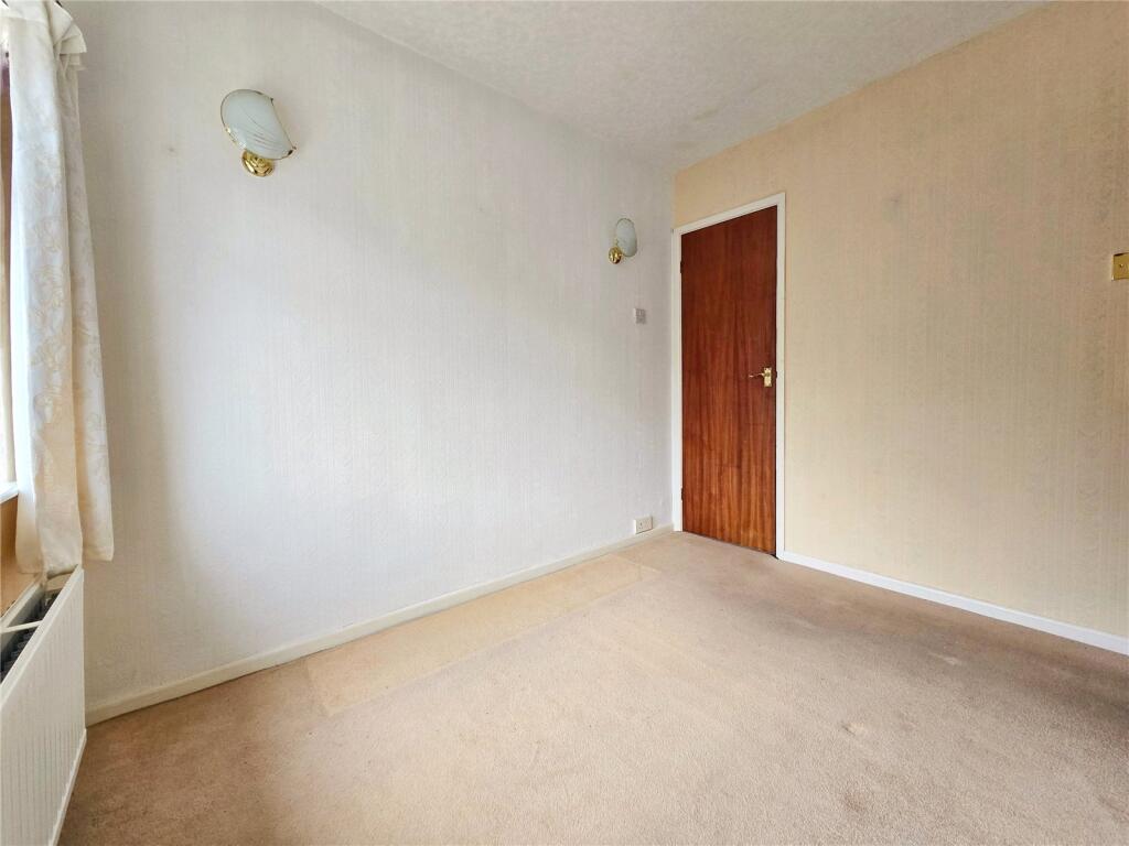 Bedroom &amp; Wardrobe